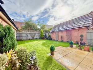 Photo 9- click for photo gallery